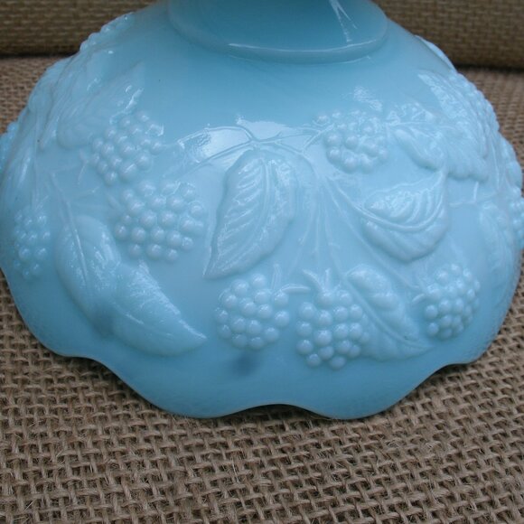 Vintage Fostoria Blue Milk Glass Berry Bowl - Picture 13 of 16